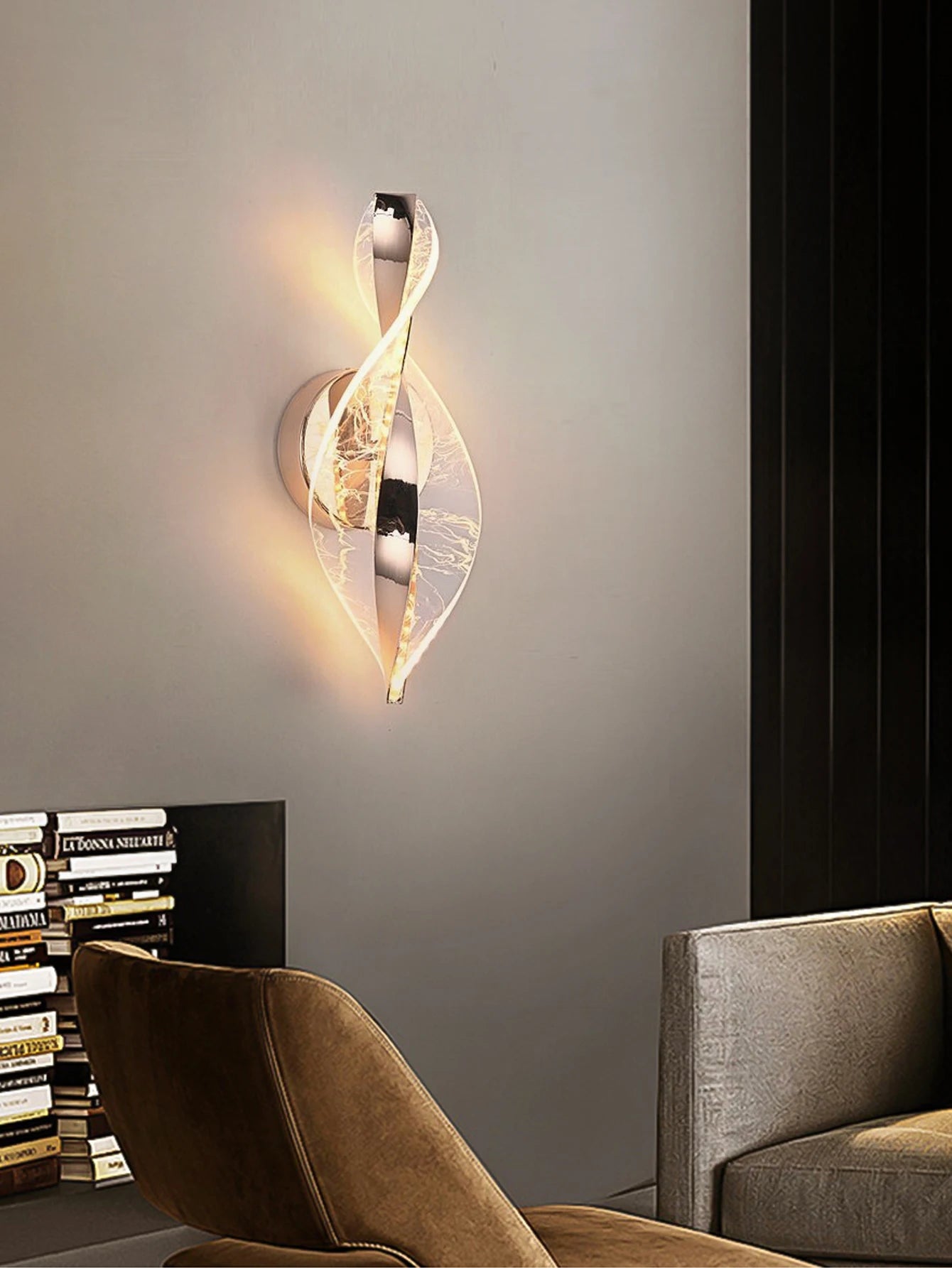 1pc/2pc modern gold/black LED acrylic wall sconce for lustre living room back wall, bedroom bedside home decor lighting.